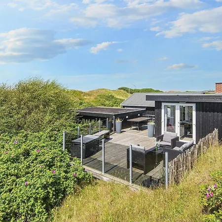 Seaside Charm In Rindby *