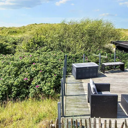 Seaside Charm In Rindby Ferienhaus