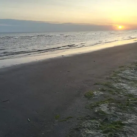 Seaside Charm In Rindby Fanø