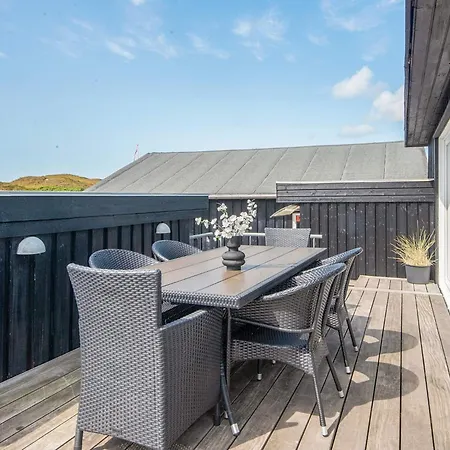 Casa de Férias Seaside Charm In Rindby