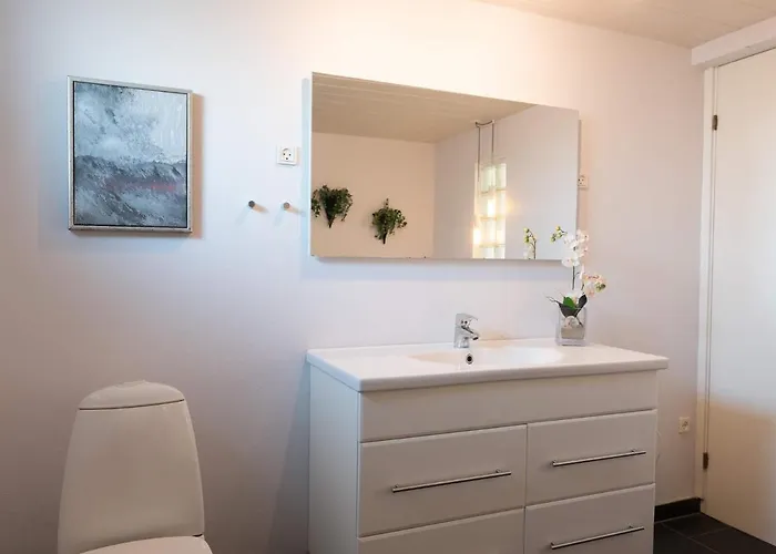 Seaside Charm In Rindby Ferienhaus *