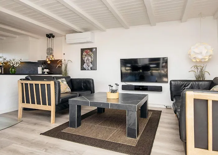 Seaside Charm In Rindby Σπίτι διακοπών *